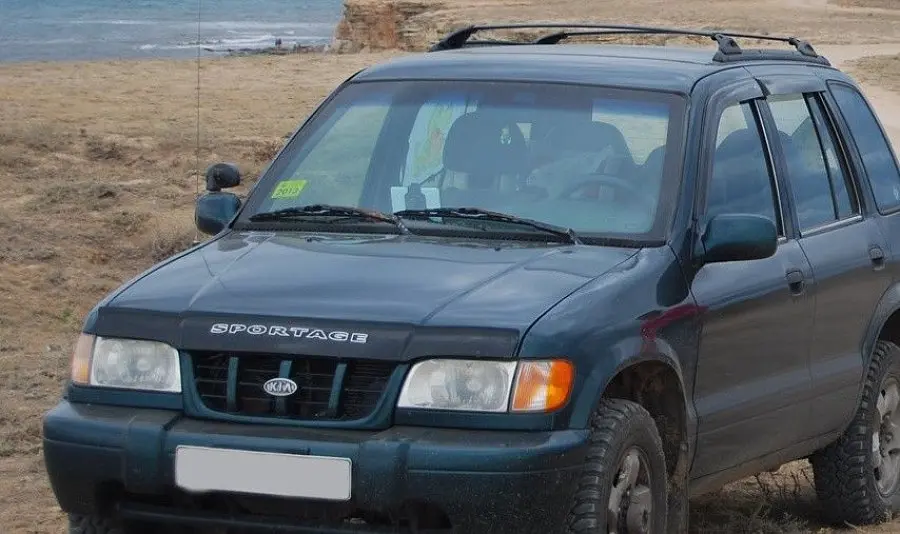 Дефлектор капоту мухобійка для Kia Sportage 1994-2003 Євро Кріплення (Vip Tuning) KA06 - фото 2