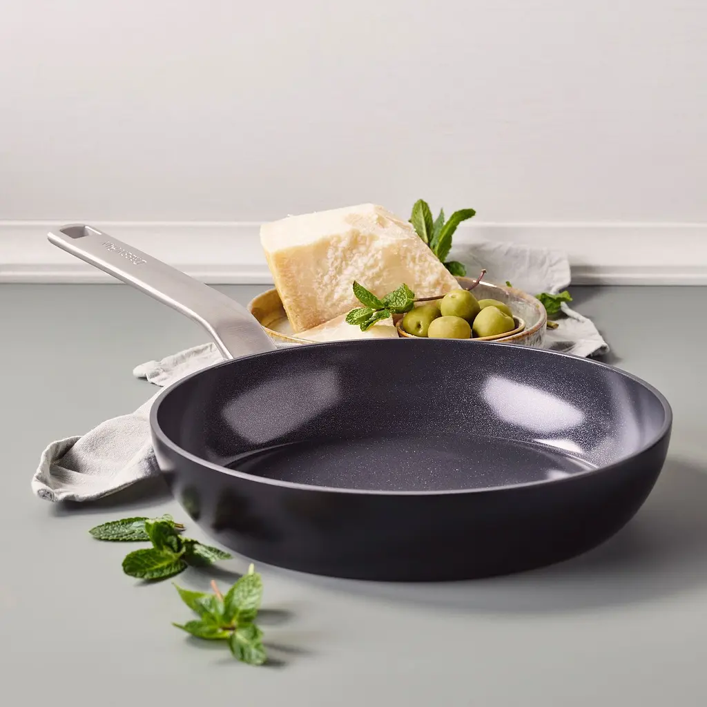 Сковорода GreenPan Evolution 28 см чорна (CC006387-001) - фото 4