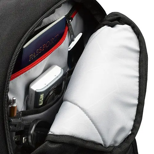 Рюкзак Sporty Backpack 14" DLBP-114 Black Case logic sum0027891 - фото 4
