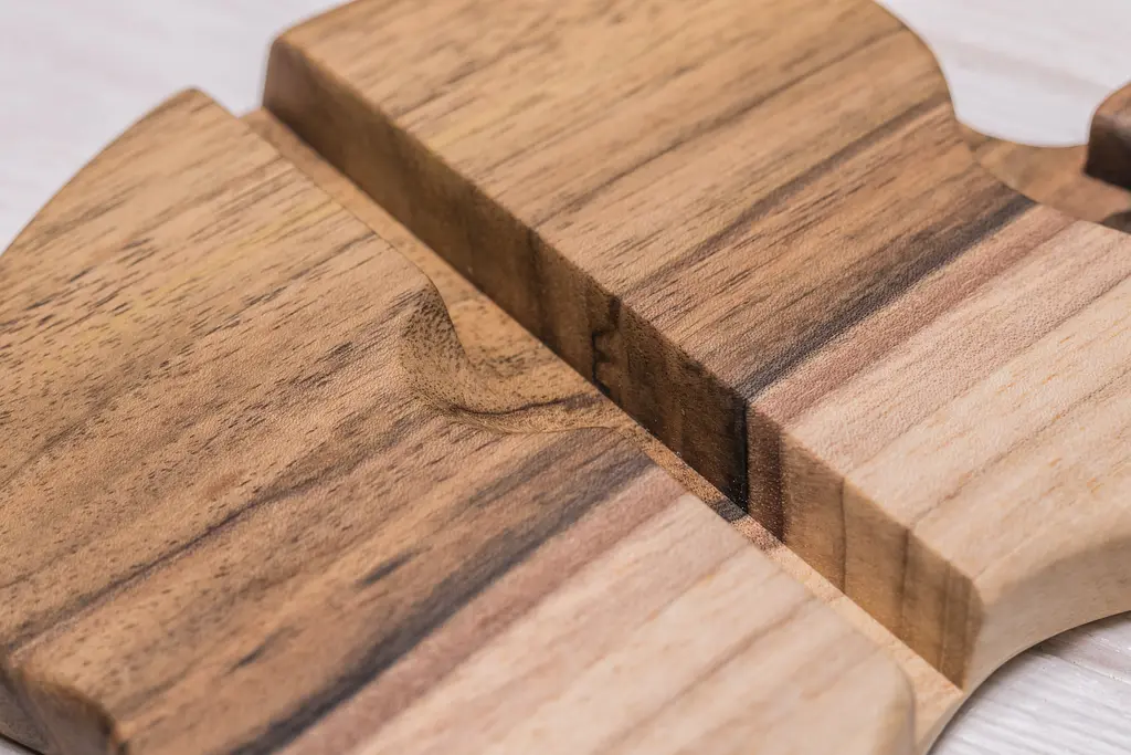 Дерев'яний органайзер для мобільного телефону та планшета ecoWalnut 175х140х15 мм - фото 3