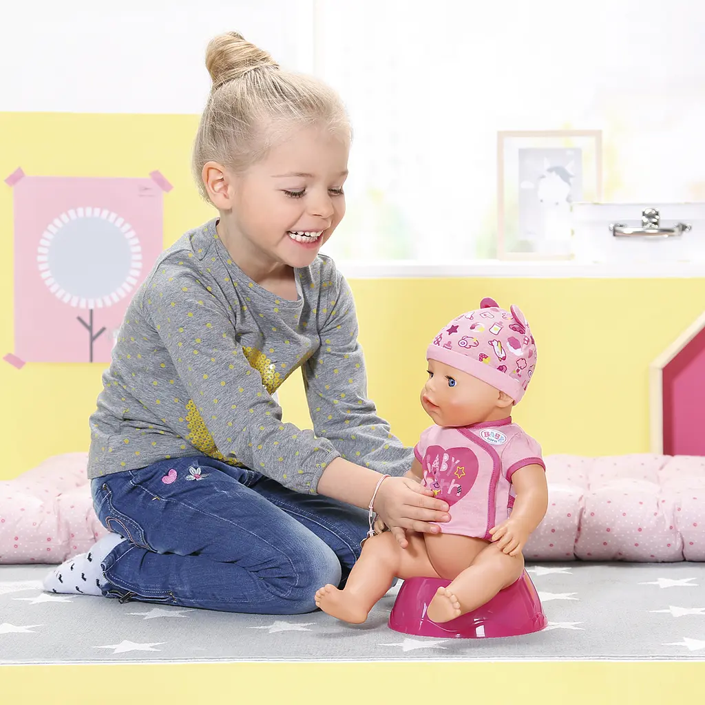 Кукла Baby Born Нежные объятия Очаровательная Малышка, с аксессуарами, 43 см (824368) - фото 7