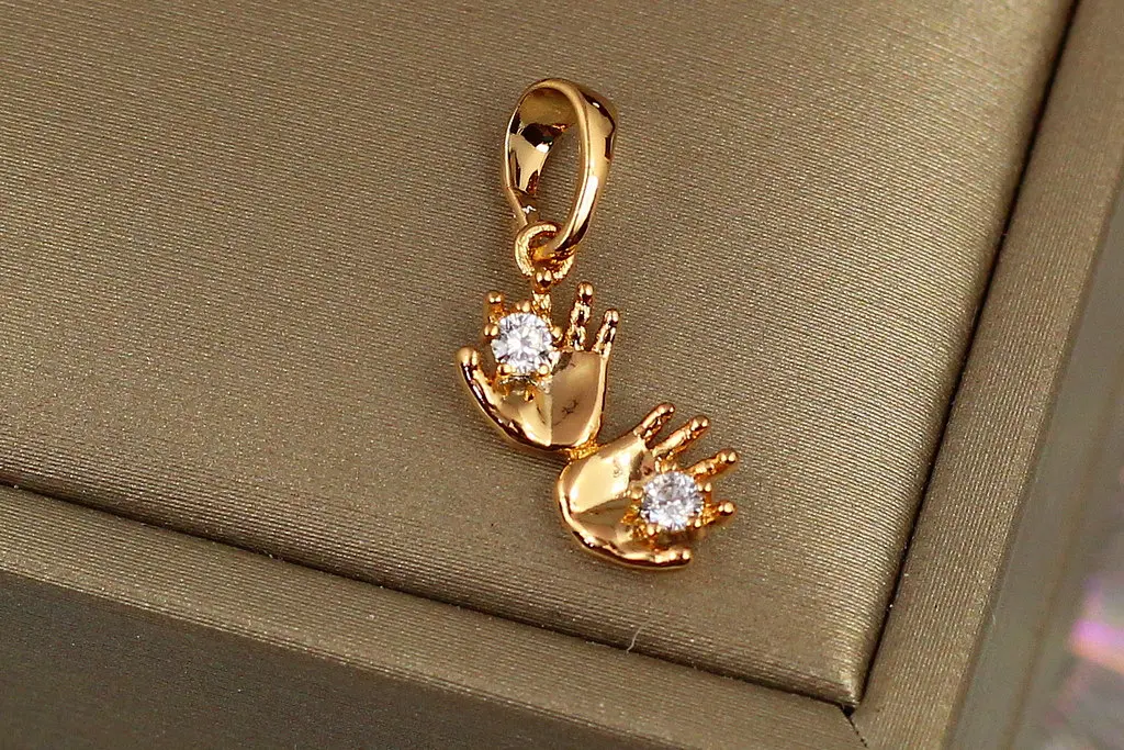 Кулон Xuping Jewelry долоньки 1.5 см золотистий