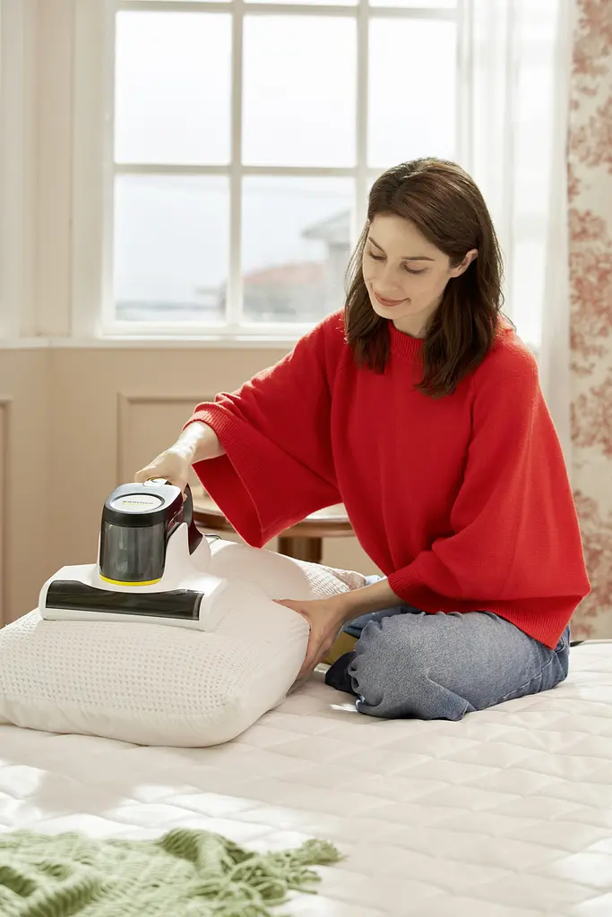 Karcher Пилосос ручний дезінфікуючий VCH 4 UVClean, 500Вт, конт пилок -0.4л, з УФ-лампою, чорно-жовтий - фото 5