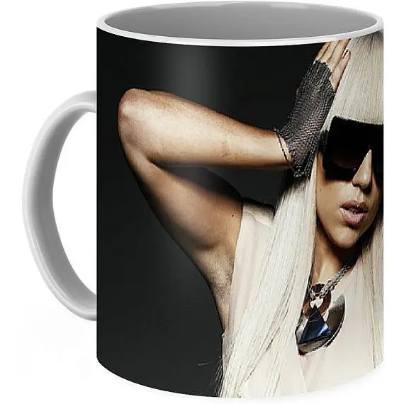 Кухоль GeekLand Lady Gaga Леді Гага у чорних окулярах LG 02.01 330 мл чорний - фото 3