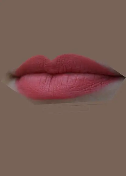 Зволожуюча матова губна помада Avon "Ультра", Персиковий/Peach Flatters, 0,6 г - фото 3
