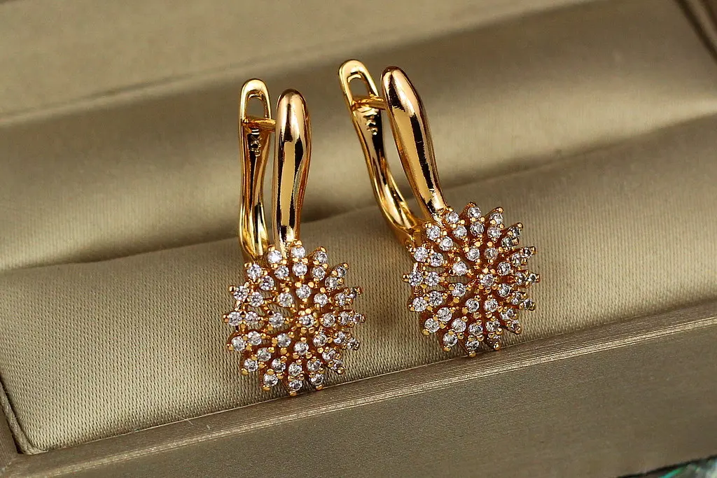 Сережки Xuping Jewelry сонячне світло 2.4 см золотисті - фото 2