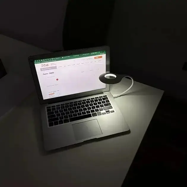 Гнучка USB LED настільна лампа з голосовим керуванням англійський підсвічування нічник 1,5Вт UKC LK-50 - фото 4