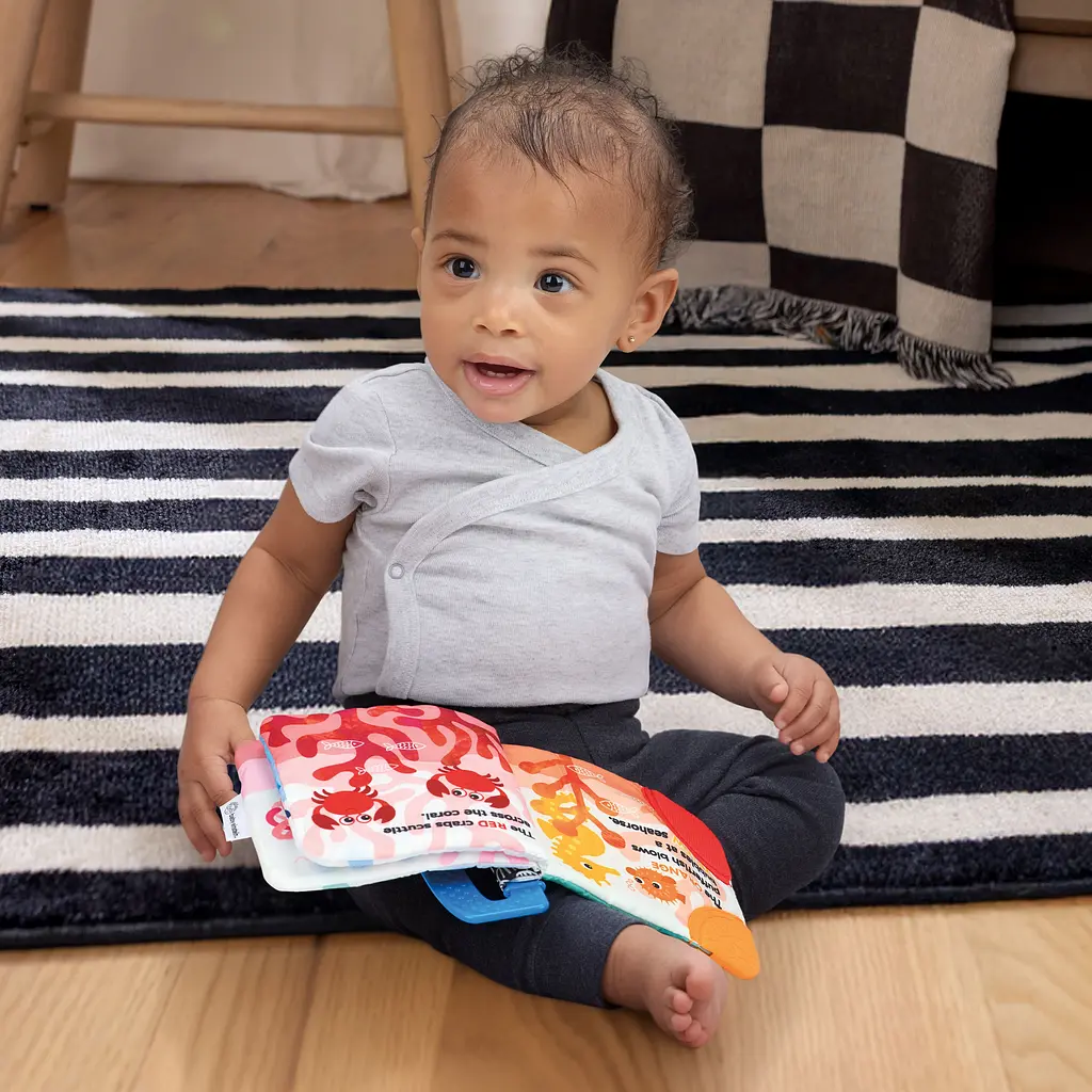 Игрушка-книга мягкая развивающая Baby Einstein Shades of the Sea - фото 6