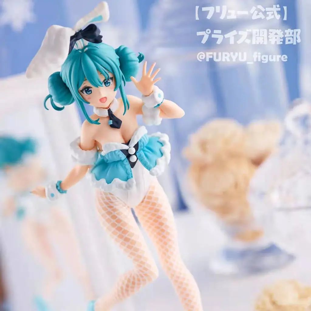 Фігурка FuRyu BiCute Bunnies Міку Хацуне Hatsune Miku White Rabbit Baby Pink 28.0 см JAP HM Rabbit 28.140 - фото 7