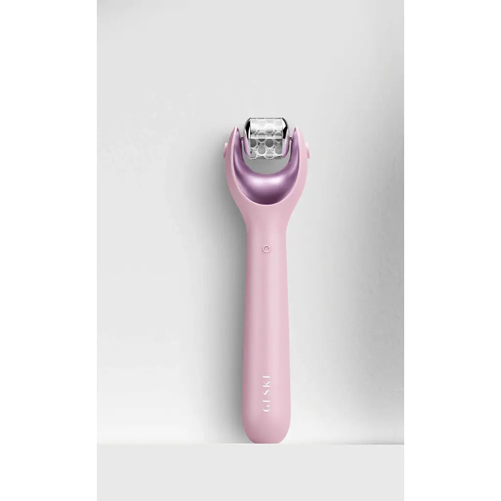 Електронний ролик для обличчя з мікроголками GESKE MicroNeedle Face Roller 9 в 1 рожевий - фото 8