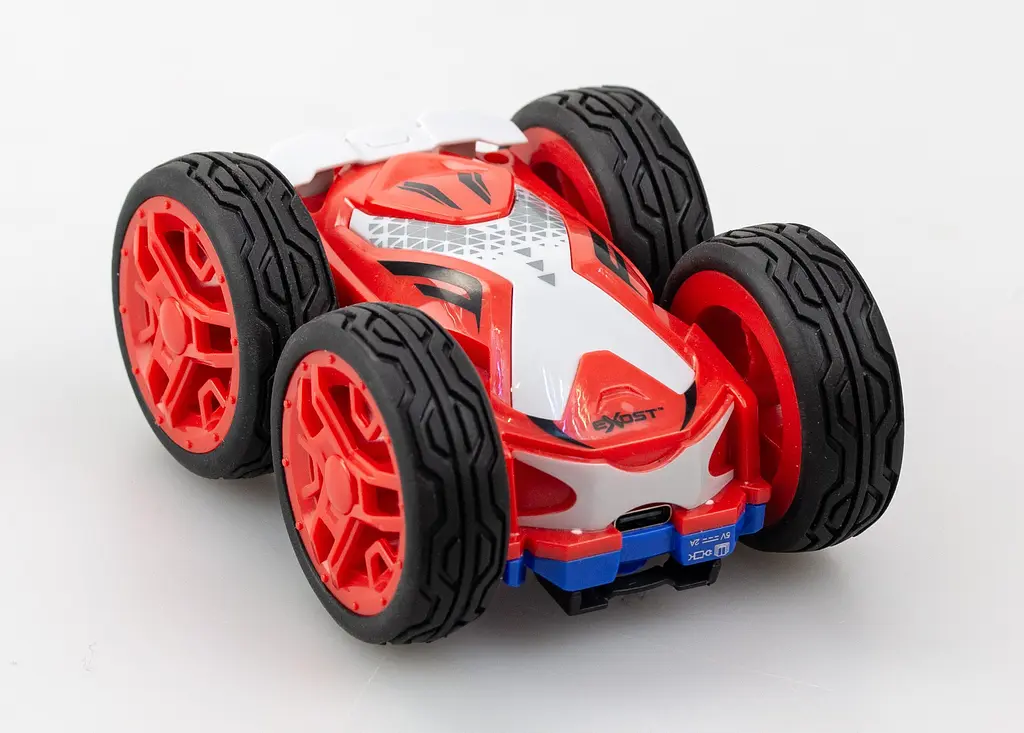 Машина "MINI FLIP NEO", 1:34, РК, 2,4 GHz (ГГц), червона Silverlit Art.20290-1 - фото 4