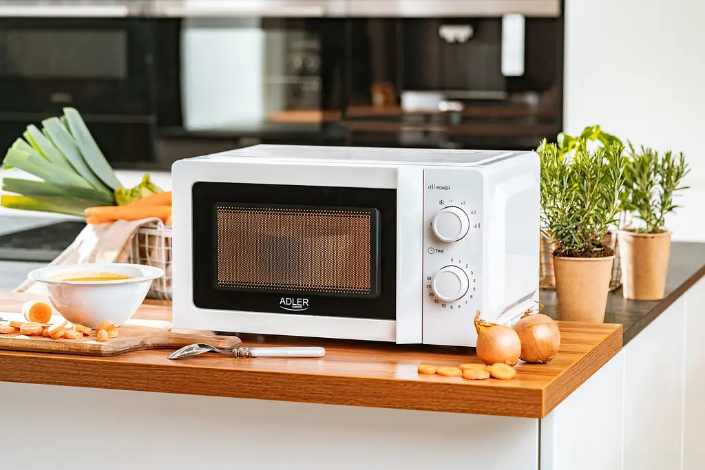 Микроволновая печь Adler AD 6205 20л/ 700Вт/ мех.управл./ откр.ручкой/ белая - фото 8