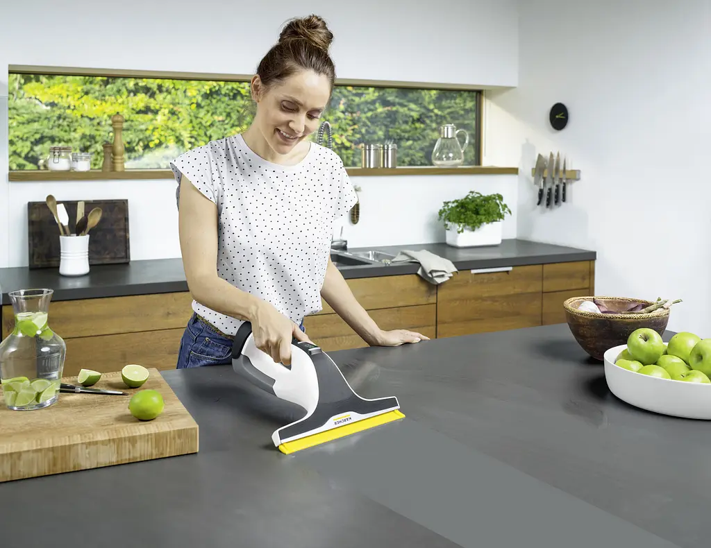 Віконний пилосос Karcher WV 6 Plus (1.633-741.0) - фото 9