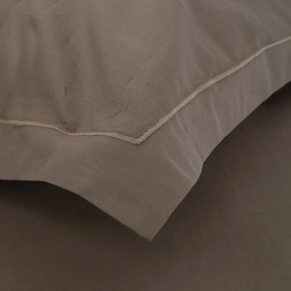Наволочки сатин Lotus Home - Dakota Modern кофе 50x70+5 (2 шт) - фото 2