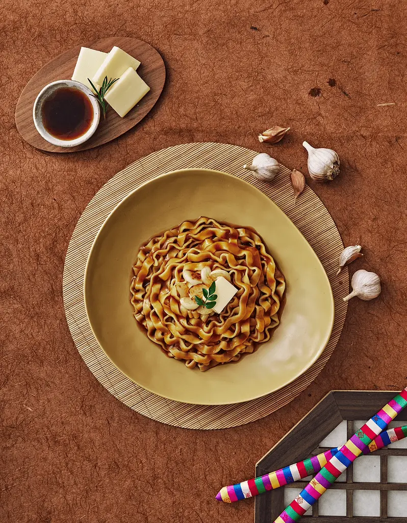 Локшина ARIH Modern Noodles Soy Sauce Butter 135г - фото 4