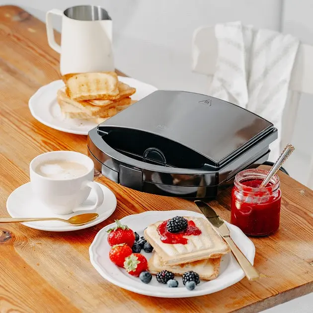 Сендвічниця бутербродниця електрична Adler AD 3069 - фото 9