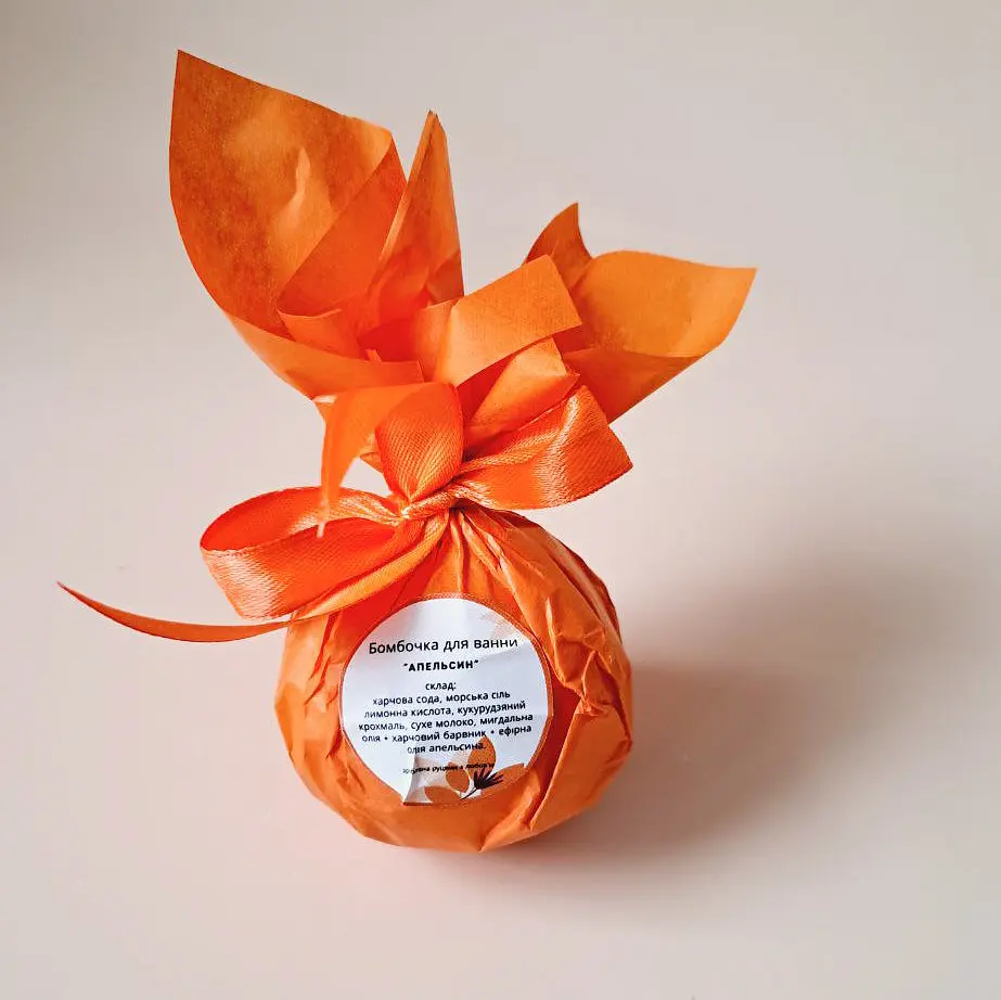 Бомбочка для ванни Svich Shop Iren Osadcha Аромат апельсина 75 г - фото 5