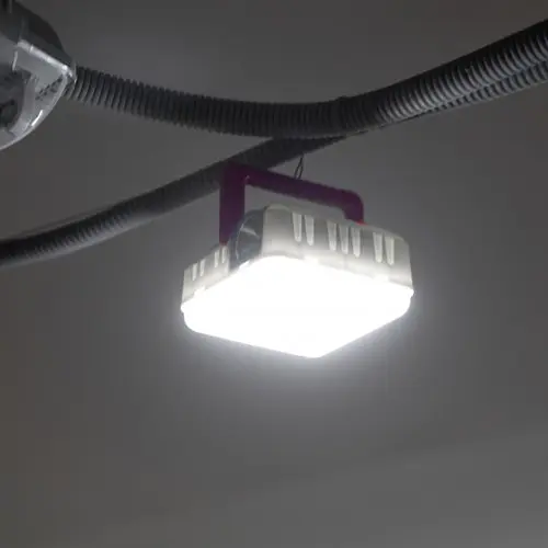 Фонарь для кемпинга Intertool 1LED+28SMD PowerBank LB-0216 - фото 3