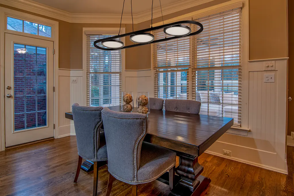 Світильник стельовий Brille підвісний лофт для спальні світлодіодний BL-893S/3 NW 33W BK - фото 7