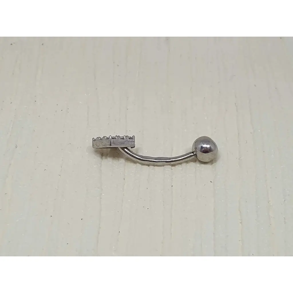 Серебряная серьга для пирсинга Астор пупка с фианитами. 818-2112Р - фото 2