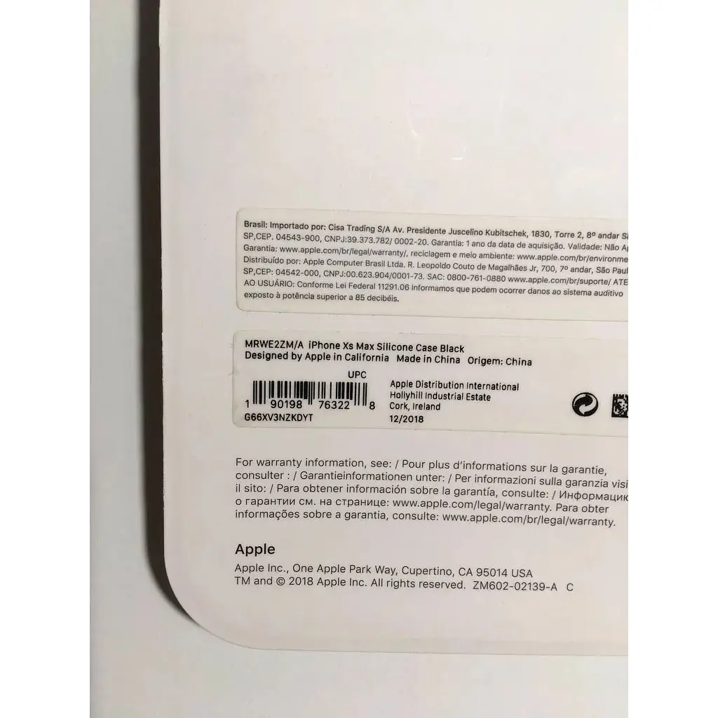 Оригінальний силіконовий чохол Apple Silicone Case для iPhone XS Max (6.5") Black (MRWE2ZM/A) - фото 4