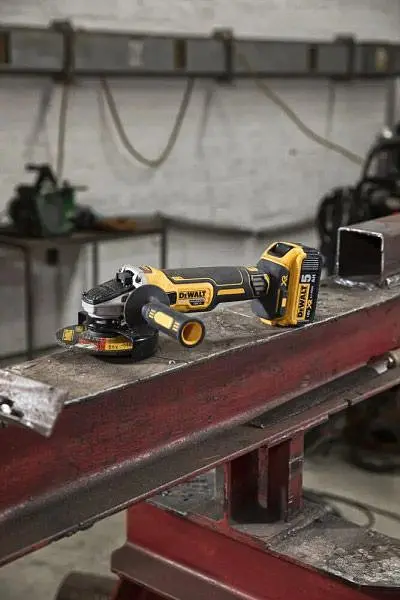 Кутова шліфмашина DeWalt DCG405P3 [93667] - фото 6