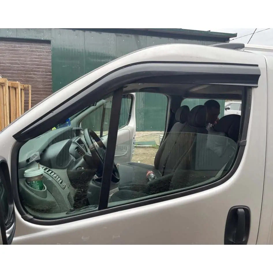 Дефлектори вікон вітровики Renault Trafic 2001-2014 скотч SunPlex (SP-S-61-5) - фото 4
