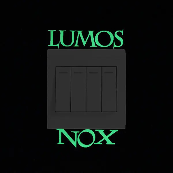 Фосфорна наклейка Lumos nox 8 на 2 см салатовий