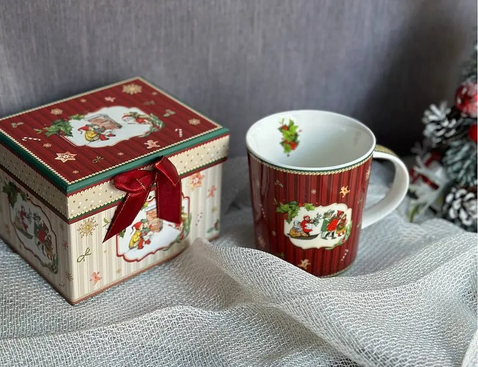 Чашка новогодняя Magic Christmas R33350-1 фарфоровая в подарочной коробке 320 мл Красная - фото 3