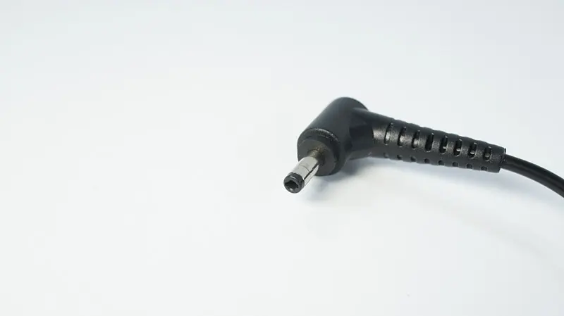 Блок живлення для ноутбука Lenovo 20V, 3.25A, 65W, 4.0x1.7mm, Квадратний, Black (ADLX65CDGE2A) (з вилкою!) - фото 3