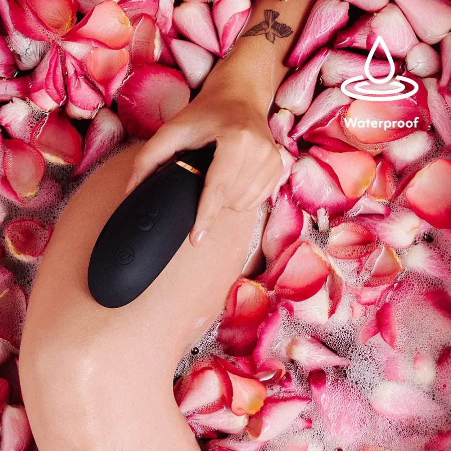 Лубрикант Womanizer Premium 2 + 50 мл - Инновационный клиторальный вакуумный стимулятор, 15х3.5 см чёрный - фото 9