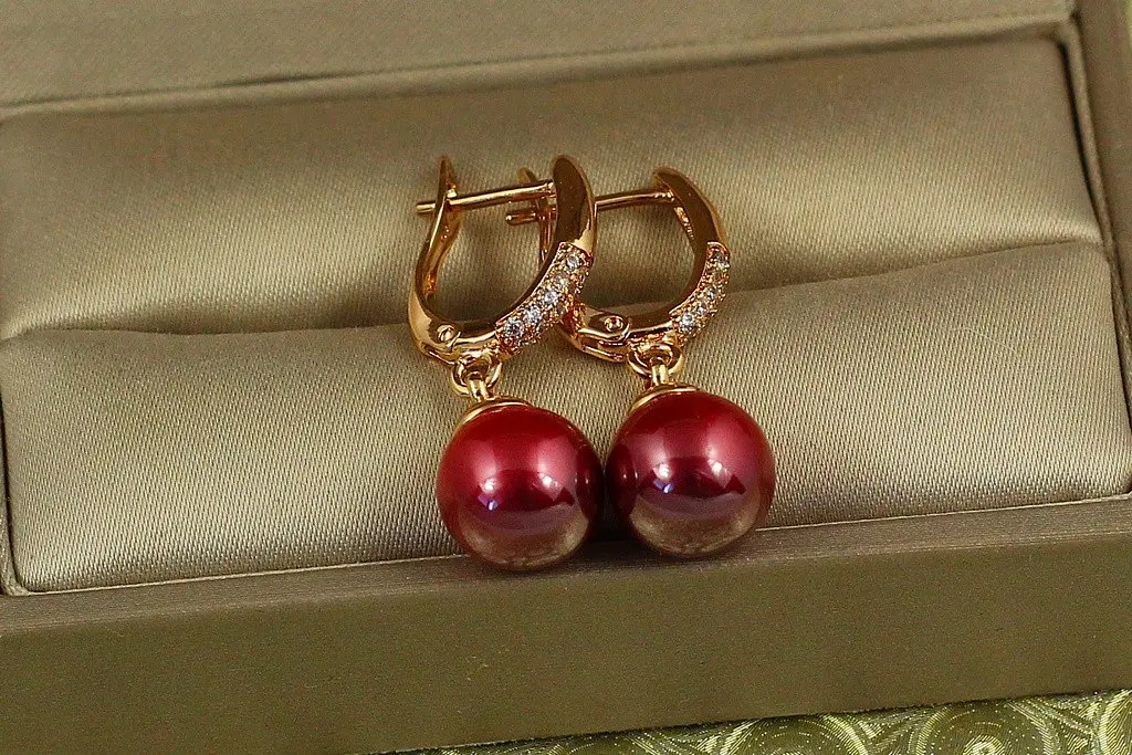 Сережки підвіски Xuping Jewelry Октант з червоною перлиною 3,2 см золотисті - фото 2