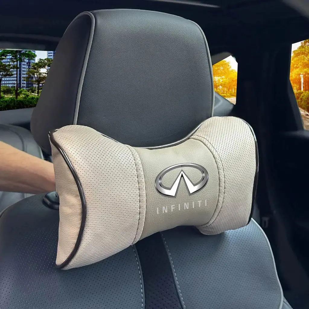 Подушка на підголівник з логотипом Infiniti Екошкіра 3D Кольоровий лого Бежева-Коричневий кант 1 шт