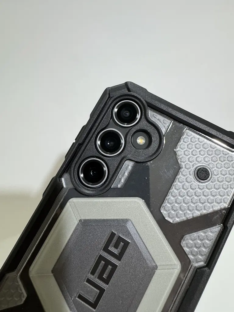 Оригінальний протиударний чохол UAG Pathfinder для Samsung Galaxy S23 FE (S711) Clear Ice 214410114343 - фото 8
