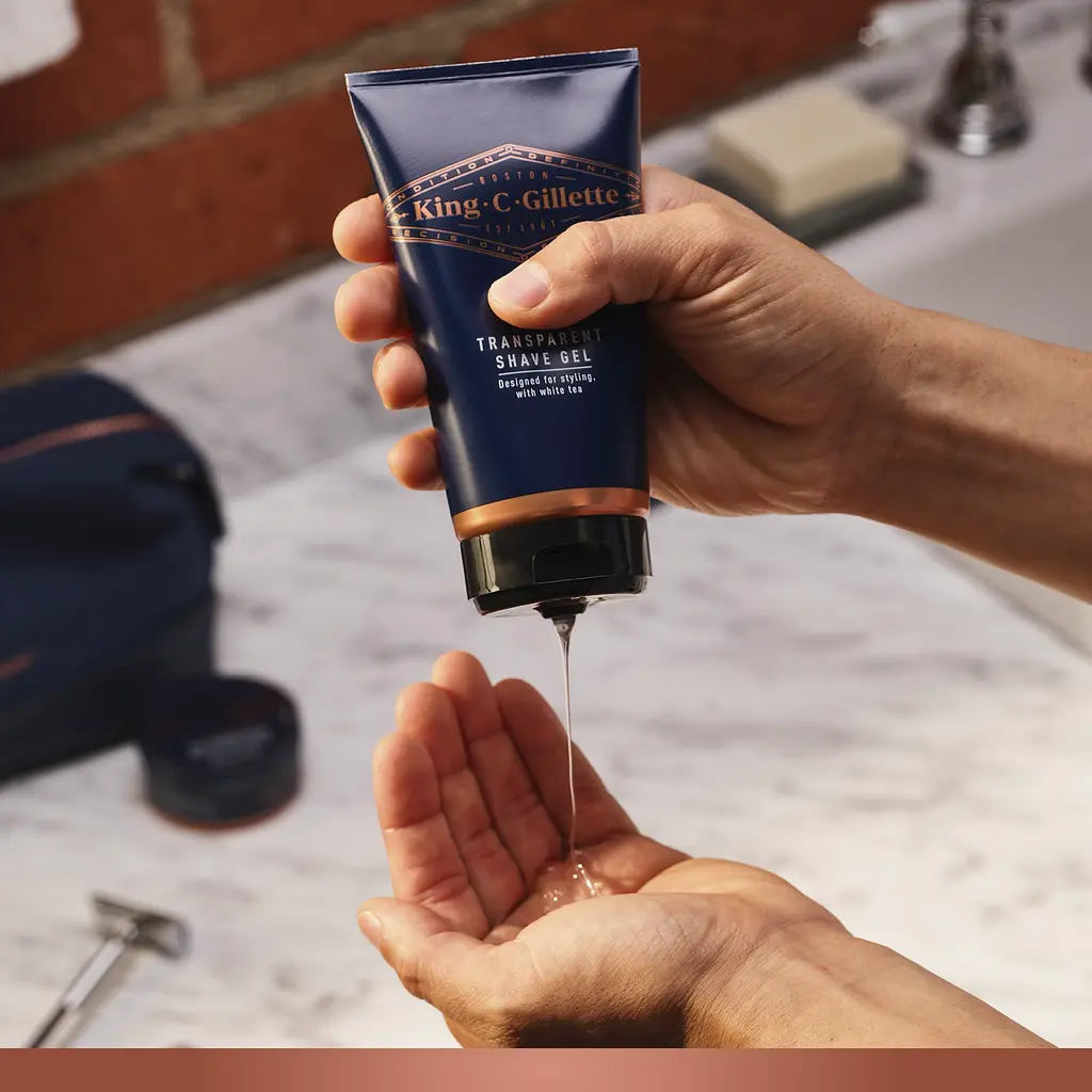 Подарочный набор Gillette King C: Безопасная бритва + Гель для бритья 150 мл - фото 5