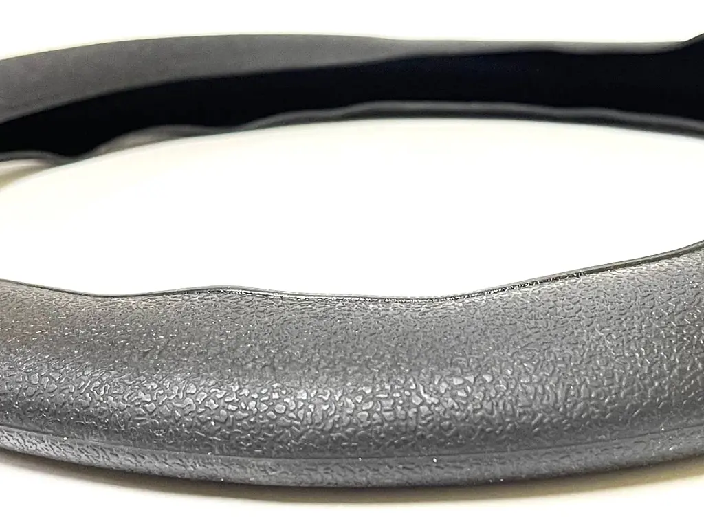 Чохол захисний на автомобільне кермо 34-37 см SnakeWrap Силікон (Чорний) - фото 2