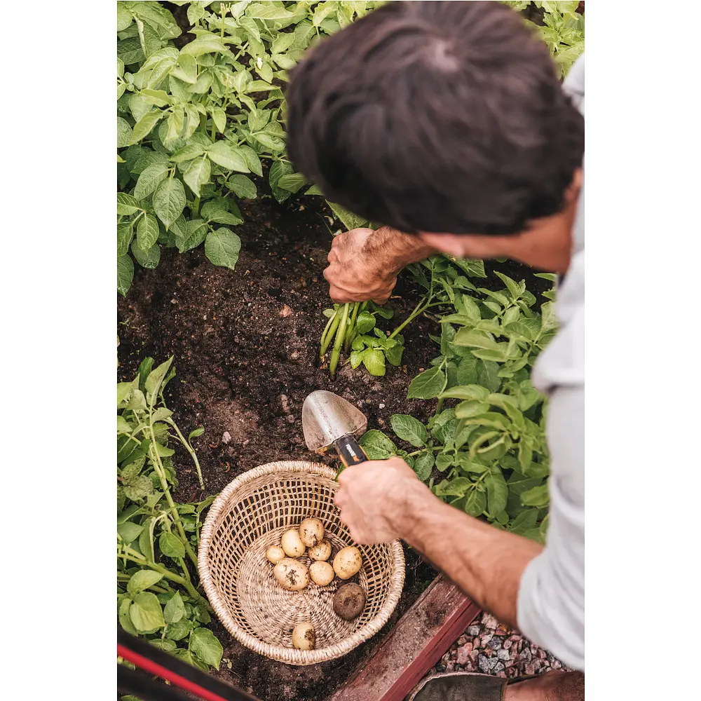 Совок садовий для квітів Fiskars Xact™ 8 см (1027043) - фото 4