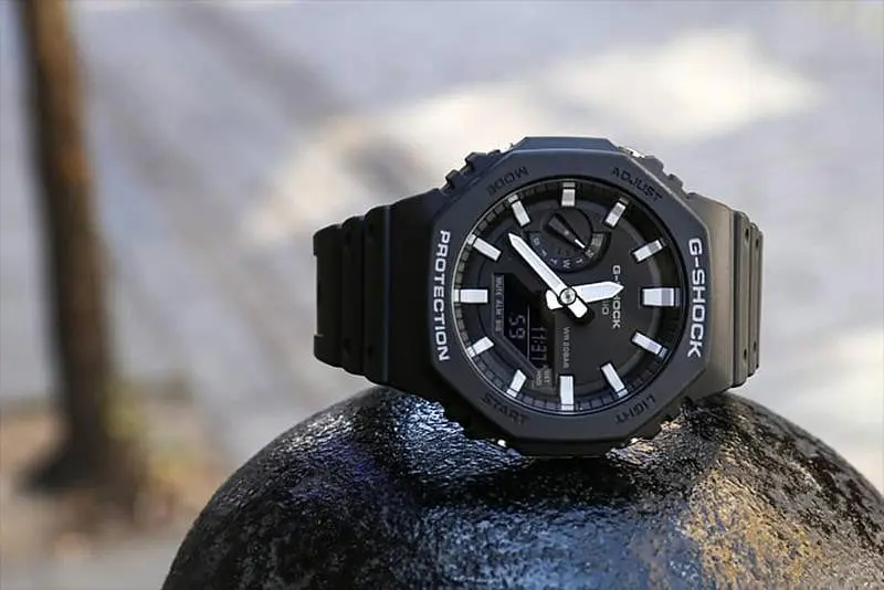 Полімерні чоловічі наручні годинники Casio G-Shock GA-2100-1AER оригінальні японські з полімерним ремінцем - фото 2