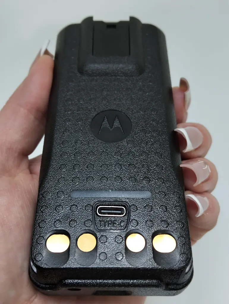 Акумулятор для Рації Motorola DP4400 5000 mAh з USB-C Батарея на Радіостанцію Моторола DP4800 DP4600 DP4400e + кліпса - фото 10