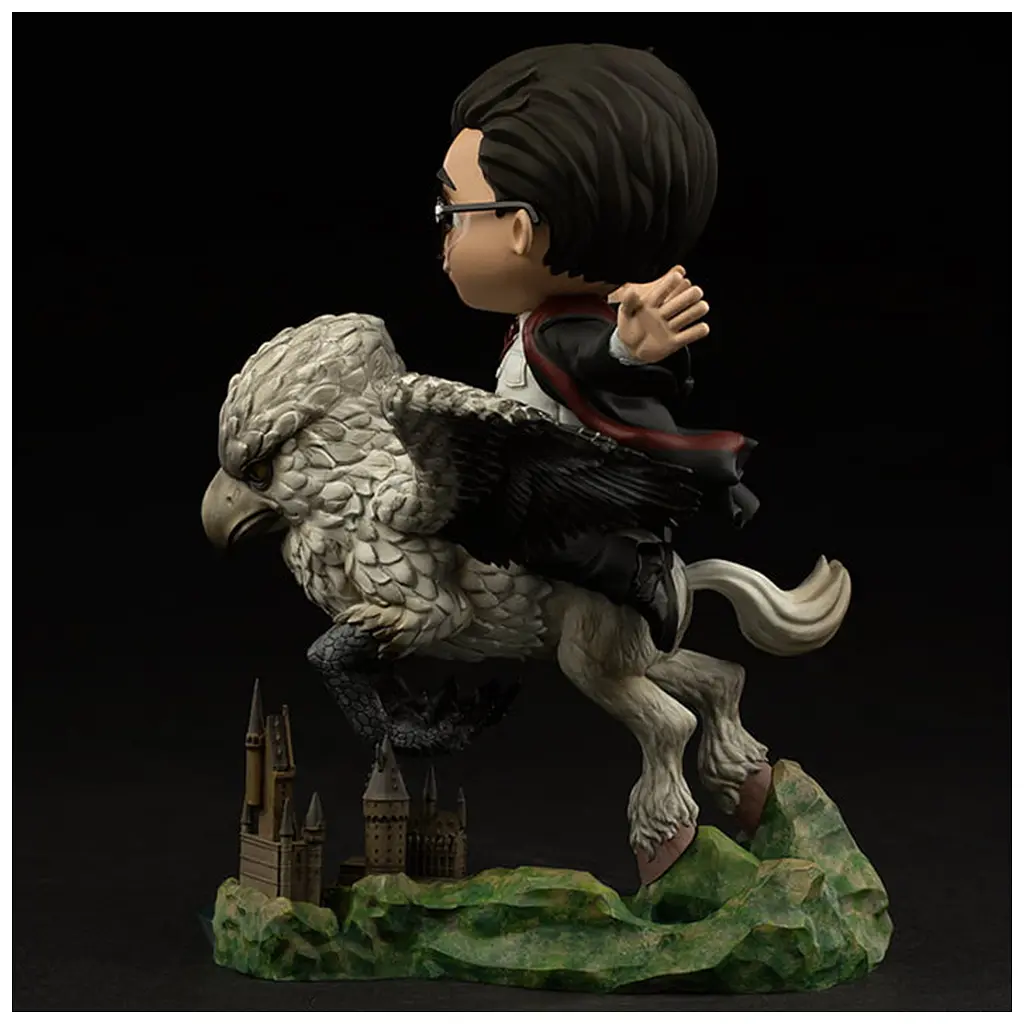 Фігурка для геймерів Iron Studios Harry Potter Harry and Buckbeak (WBHPM39921-MC) - фото 4