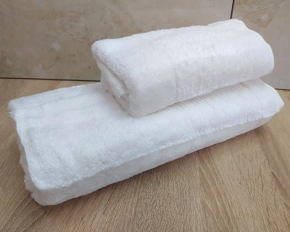 Набір турецьких бамбукових махрових рушників Cestepe 50х90+70х140 Bamboo Sarev White - фото 4