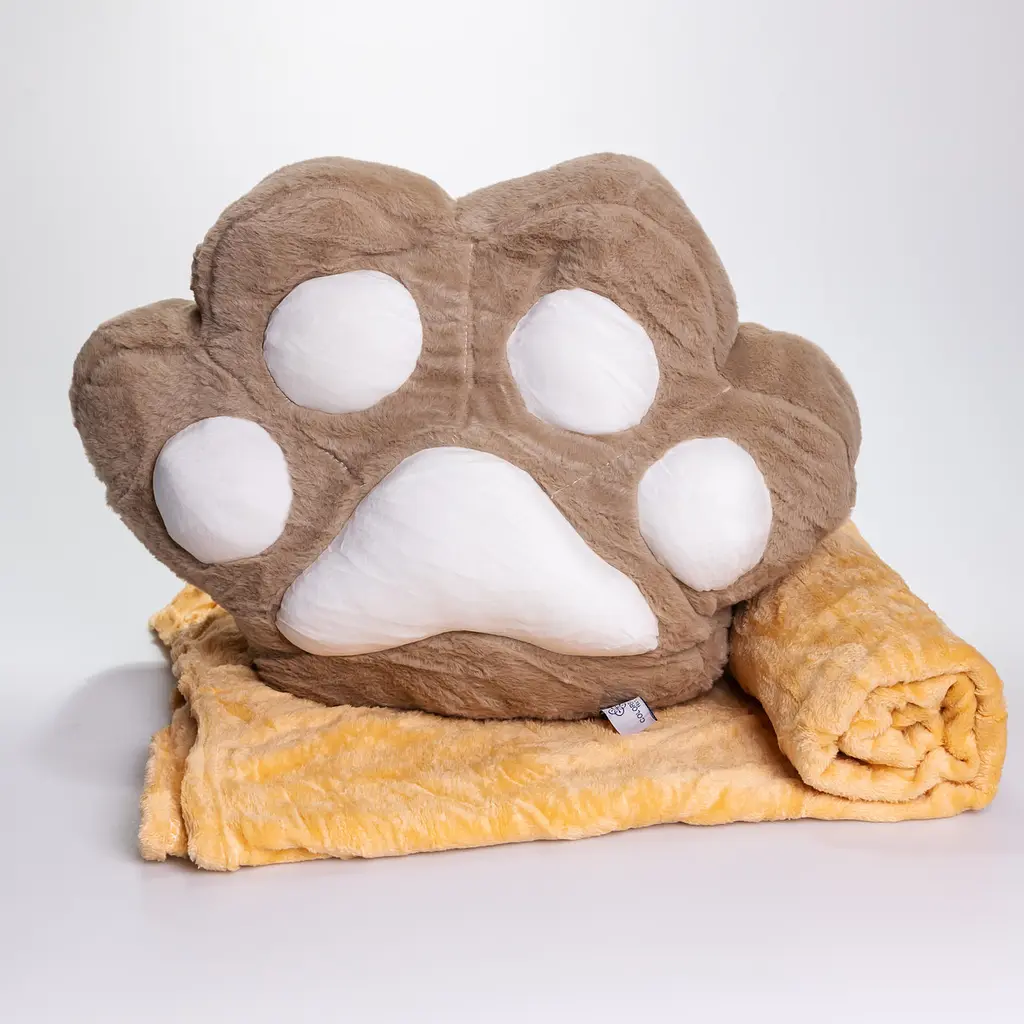 Мягкая игрушка-подушка с пледом и муфтой Лапка 40×40×25 (см) 3 в 1 Коричневый Colorful Home 520-18BR - фото 3
