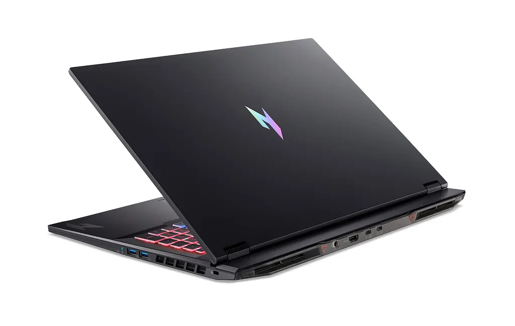 Ноутбук Acer Nitro 18 AN18-61 18" WQXGA IPS AMD R9-365 32GB F2TB NVD5070Ti-12 Lin чорний - фото 6