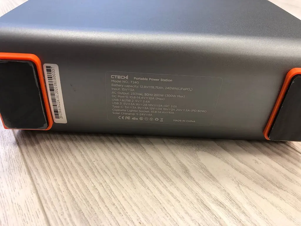 Зарядная станция CTECHi T240 200W 240Wh LiFePO4 Refurbished - фото 5