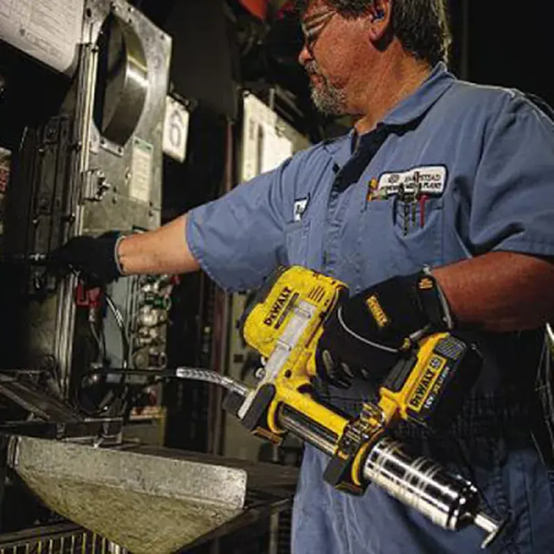 Шприц для мастила DeWALT 18В XR Li-lon, 147.87 мл/хв, 3.63 кг, (без АКБ та ЗП) (DCGG571NK) - фото 5