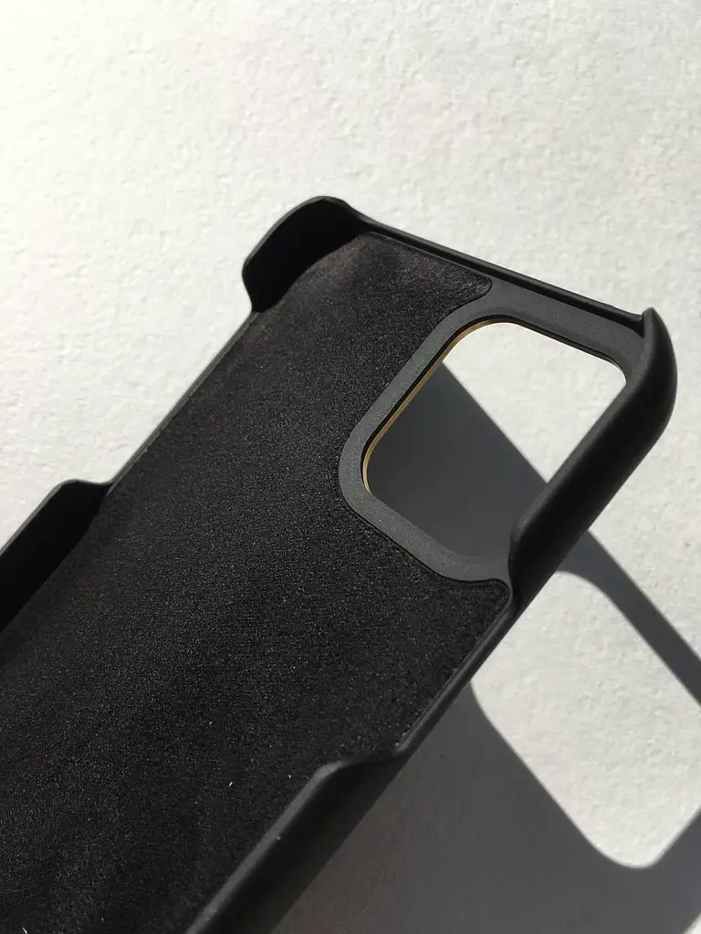 Протиударний чохол iDeal of Sweden Atelier MagSafe для iPhone 12 Pro Neo Noir Croco - фото 9