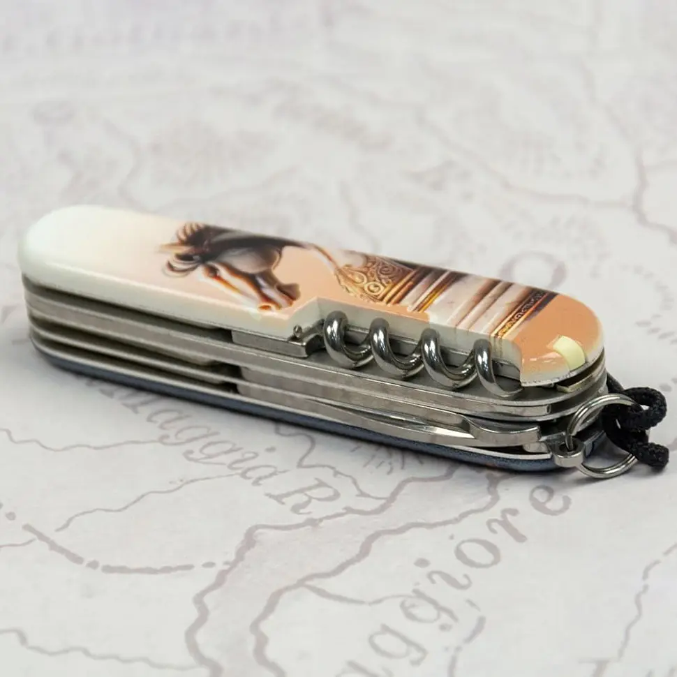 Складаний ніж Victorinox HUNTSMAN ZODIAC Шаховий кінь 1.3713.3.Z5310pk - фото 8
