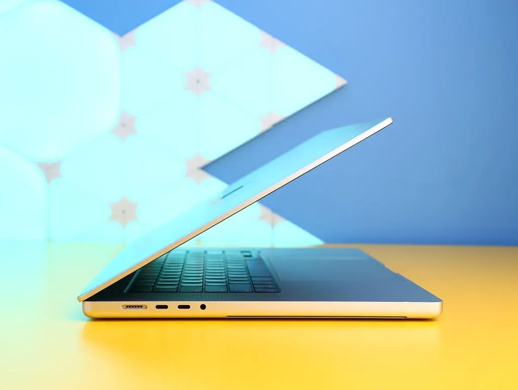 Ноутбук Apple MacBook Pro 16'' M1 Pro 16/512GB Silver 2021 (MK1E3) Б/В [172519] - фото 3