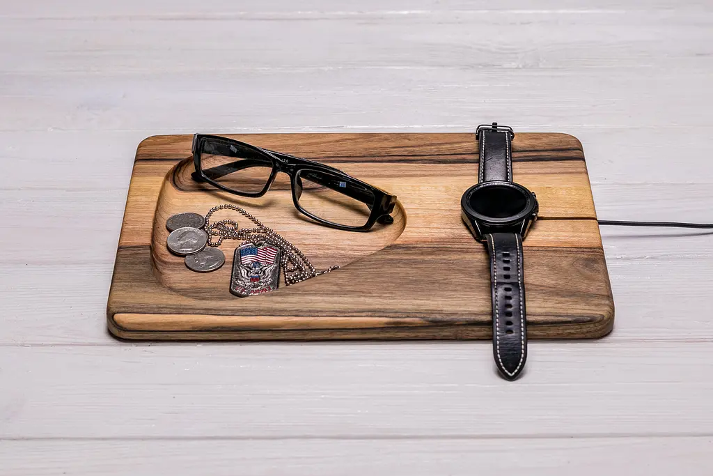 Дерев'яний органайзер для смартфона ecoWalnut 290х200x15 мм - фото 2