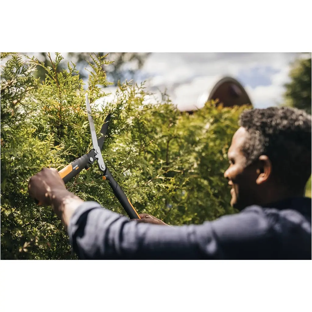 Ножиці для живої огорожі Fiskars PowerGear X HSX92 (1023631) - фото 3